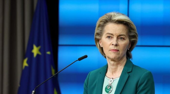 Ούρσουλα φον ντερ Λάιεν: Επανεκλογή στην Προεδρία της Ευρωπαϊκής Επιτροπής.