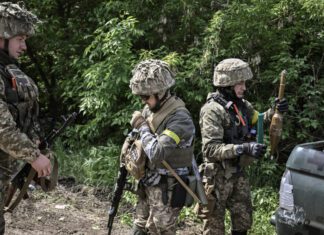 Το Κίεβο ερευνά το ενδεχόμενο εκτέλεσης Ουκρανών αιχμαλώτων πολέμου