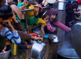 Ο επικεφαλής των Ανθρωπίνων Δικαιωμάτων του ΟΗΕ Φόλκερ Τουρκ μίλησε για «κατάφωρη περιφρόνηση» του Ισραήλ προς το διεθνές δίκαιο