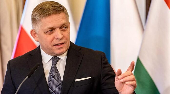 Σλοβακία: Εστάλη φάκελος με σφαίρα στο γραφείο του πρωθυπουργού