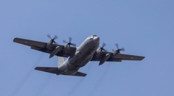 Το C-130 αναχώρησε με επιτυχία από την Βηρυτό