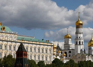 Το Κρεμλίνο διαψεύδει την επικοινωνία Τραμπ – Πούτιν