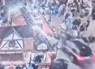 ΣΟΚ ΣΤΗΝ ΓΕΡΜΑΝΙΑ! ΤΡΟΜΟΚΡΑΤΗΣ ΠΕΦΤΕΙ ΠΑΝΩ ΣΕ ΠΛΗΘΟΣ ΣΕ ΧΡΙΣΤΟΥΓΕΝΝΙΑΤΙΚΗ ΑΓΟΡΑ!