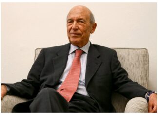 Πέθανε ο κώστας σημίτης