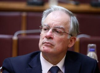 Ο πρωθυπουργός ανακοίνωσε την υποψηφιότητα του Κωνσταντίνου Τασούλα για την προεδρία της χώρας