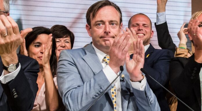 Βέλγιο: Σχηματισμός κυβέρνησης μετά από 7 μήνες