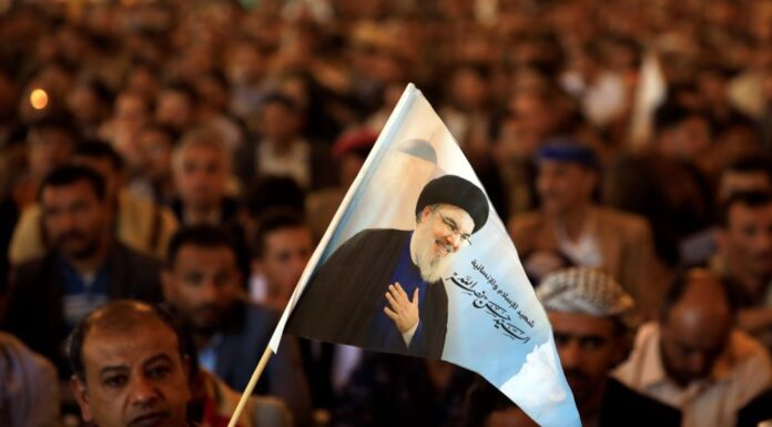 Βηρυτός: Πλήθος κόσμου στην κηδεία του Χασάν Νασράλα