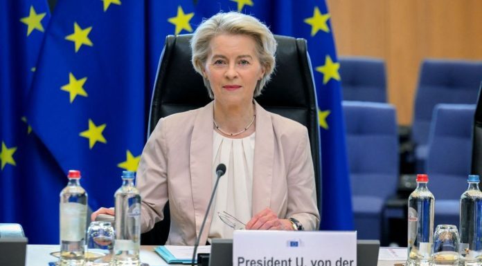 Επιστολή φον ντερ Λάιεν προς τους Ευρωπαίους ηγέτες: Αναγκαία η αποφασιστική δράση για το μεταναστευτικό