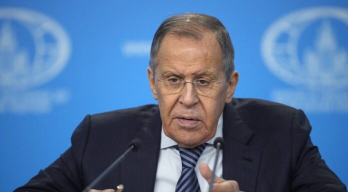 Λαβρόφ: Η Ρωσία θα απαντήσει με πυρηνικές δοκιμές μόνο αν προηγηθούν άλλες χώρες