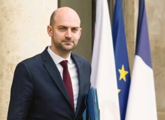 Γαλλία: Yπαρξιακή απειλή το πυρηνικό πρόγραμμα του Iράν