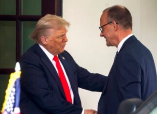 Συνάντηση Τραμπ – Μερτς στον Λευκό Οίκο