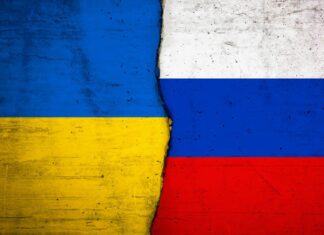 Επίθεση με Drones στη Στερλίταμακ: Καταστράφηκε Πετροχημικό Εργοστάσιο, Χωρίς Θύματα