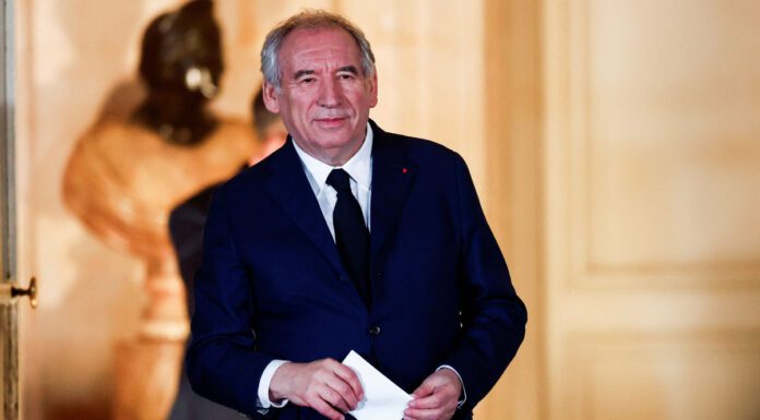 Αντιδρά η γαλλική κυβέρνηση στο σύνολό της στην νέα εμπορική συμφωνία Ε.Ε. – ΗΠΑ