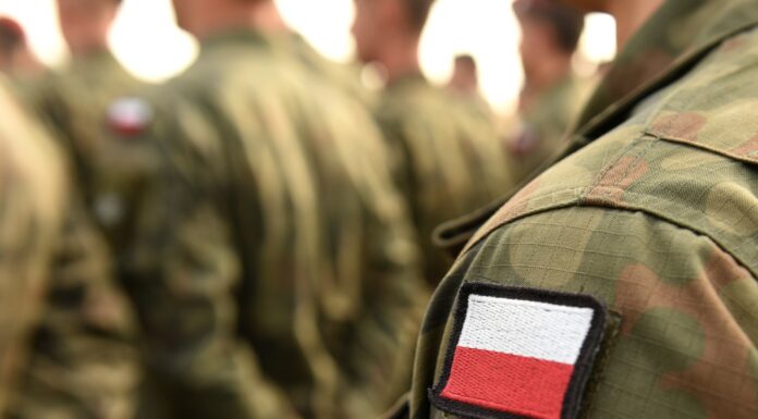 Πολωνική κινητοποίηση στρατού για ενίσχυση της ασφάλειας σε κρίσιμες υποδομές