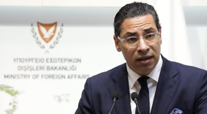 Επαφές Κύπρου–ΗΠΑ για ενίσχυση συνεργασίας και περιφερειακή σταθερότητα