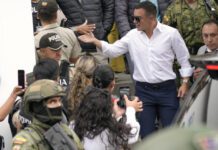 Ισημερινός: Δημοψήφισμα-κλειδί σε περίοδο κρίσης και βίας