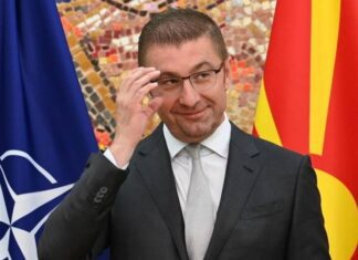 Το Υπουργείο Εξωτερικών απάντησε στον Μίτσκοσκι