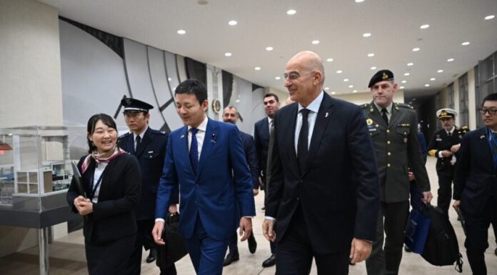 Σύγκλιση Ελλάδας – Ιαπωνίας: Ο Δένδιας στην Τόκιο για Στρατηγική και Αμυντική Συνεργασία