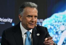 Νέος κύκλος άτυπων επαφών της ομάδας Τραμπ με Κίεβο και Μόσχα