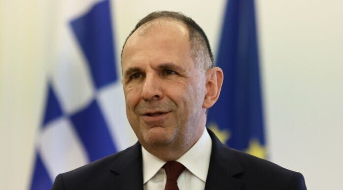 Συνάντηση Γεραπετρίτη με Αλβανίδα ΥΠΕΞ