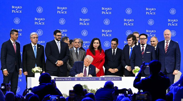 «Συμβούλιο Ειρήνης»: Η νέα διεθνής πρωτοβουλία Τραμπ