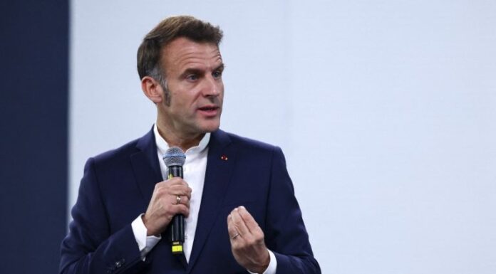 Μακρόν: Απαράδεκτοι οι δασμοί των ΗΠΑ – Η Γαλλία υπερασπίζεται την ευρωπαϊκή κυριαρχία