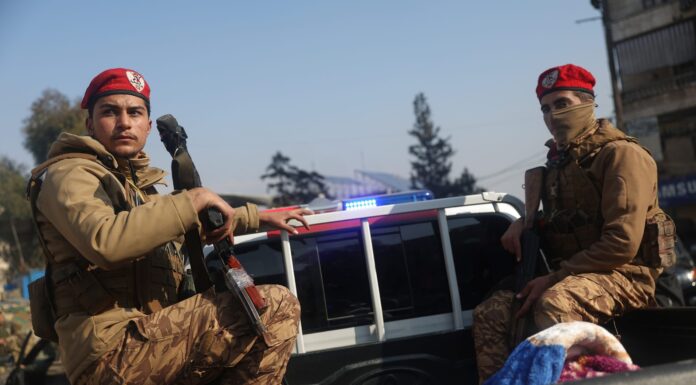 Κουρδικά συμβούλια στο Χαλέπι αρνούνται την αποχώρηση παρά την εκεχειρία