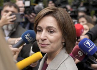 Η Πρόεδρος της Μολδαβίας Σάντου για την προοπτική ένωσης με τη Ρουμανία