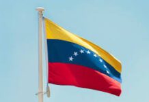 Βαρύς απολογισμός: δεκάδες νεκροί κατά την ανατροπή Μαδούρο