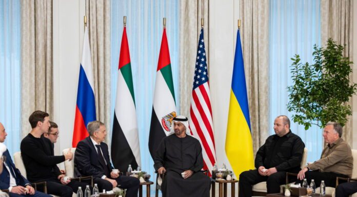 Συνεχίζονται οι επαφές Ρωσίας – Ουκρανίας στο Άμπου Ντάμπι