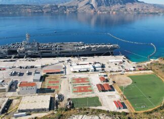 Έκλεισε η βάση της Σούδας μετά τις απειλές από το Ιράν