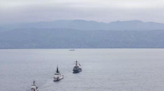 Αμερικανική ναυτική παρουσία στα ανοιχτά της Αϊτής εν μέσω κλιμακούμενης κρίσης