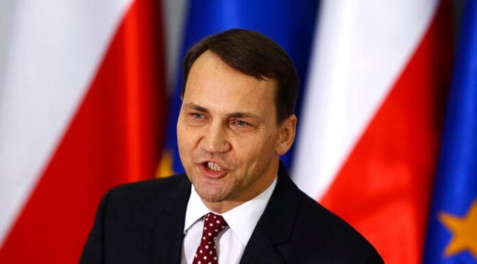 Πολωνία: Σταθερή στη συμμαχία με τις ΗΠΑ, αλλά με έμφαση στην ευρωπαϊκή αυτονομία και τα εθνικά συμφέροντα