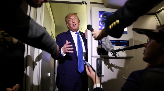 Τραμπ: Αυξάνει την πίεση προς το Ιράν και ζητά άμεση συμφωνία