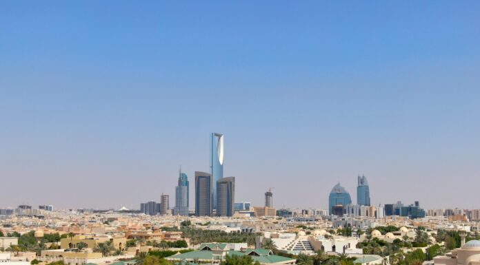 Επίθεση με Drones στην Αμερικανική Πρεσβεία στο Ριάντ – Έκτακτες Οδηγίες για Αμερικανούς Πολίτες